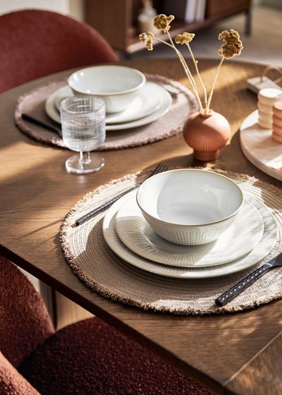 أدوات المائدة